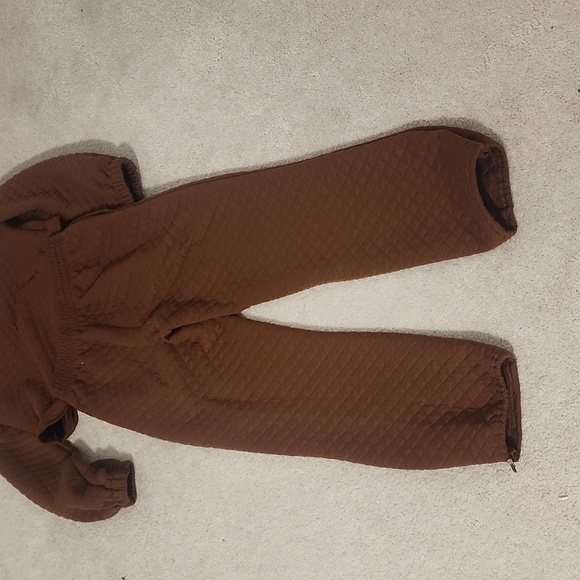 Matching Set for Chill Days - Picture 2 of 2